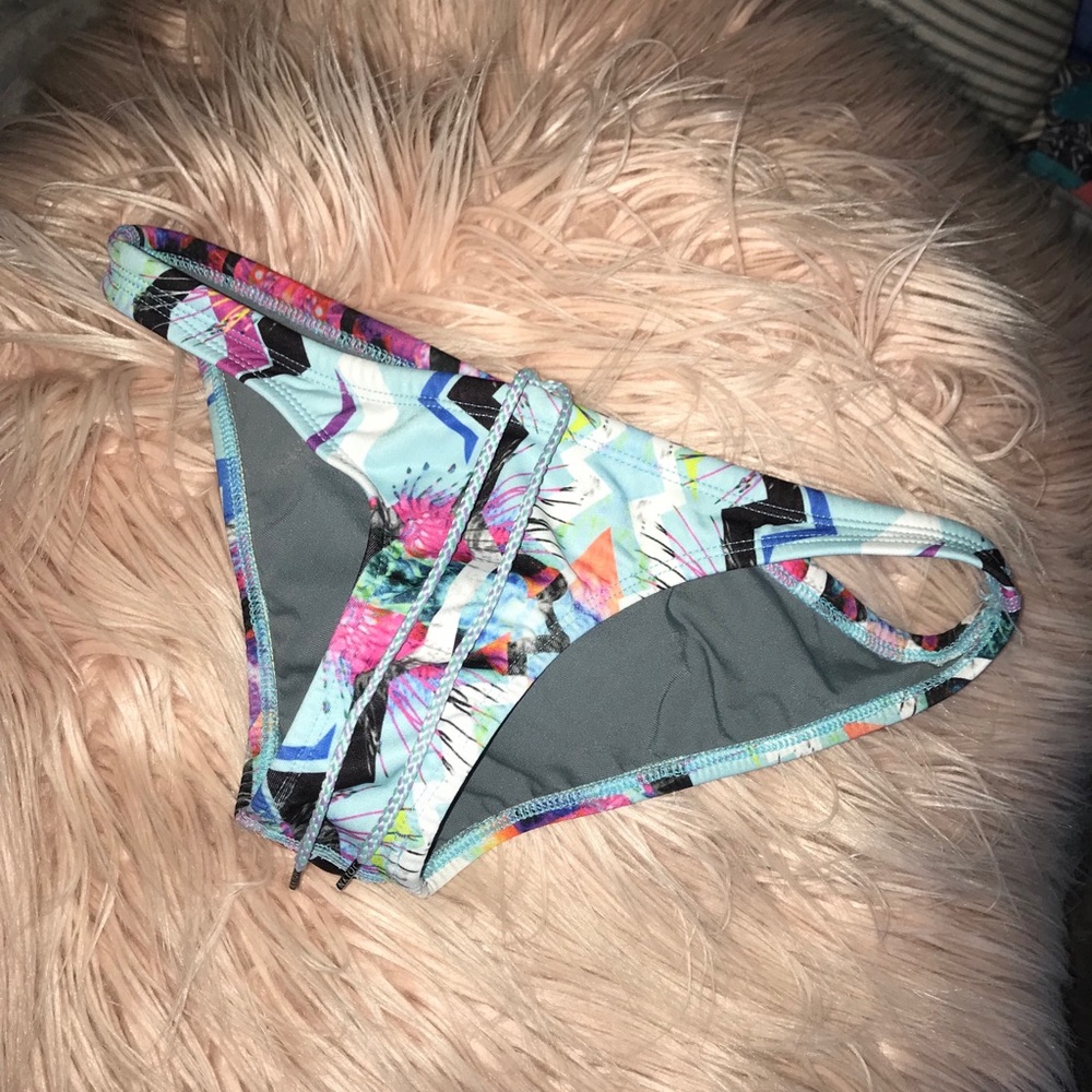 Jolyn | Printed European Bottoms